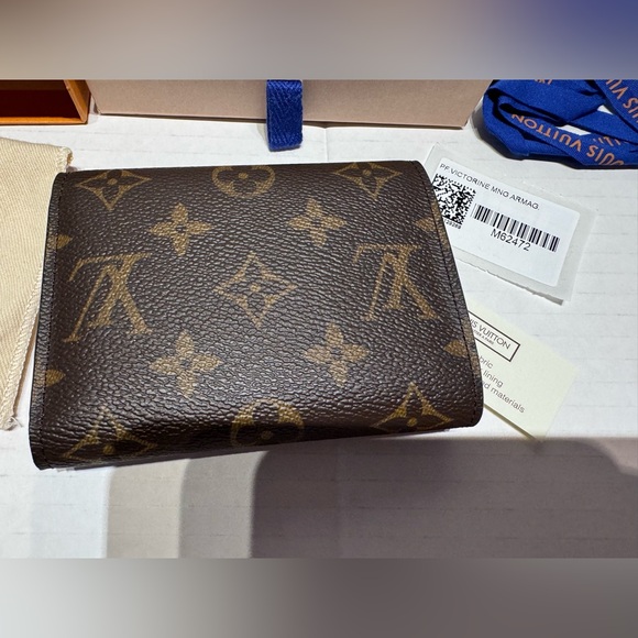 Louis Vuitton victorine wallet - Picture 7 of 7